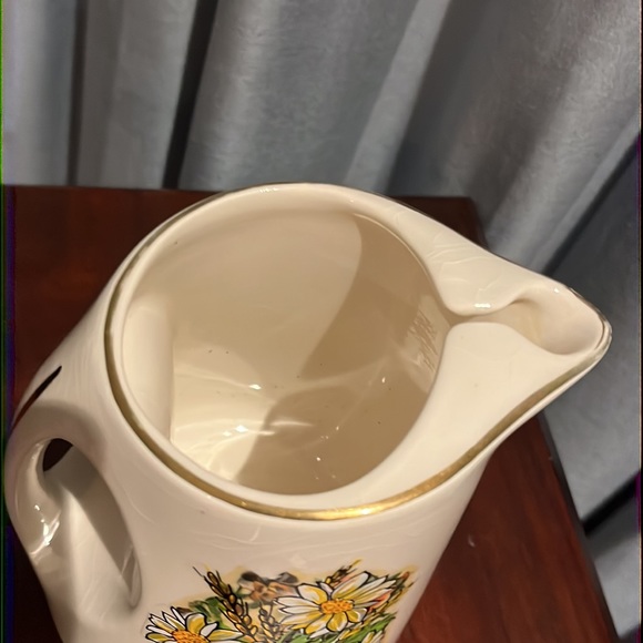 Wade pdm Liquor Pitcher with ice lip daisies & wheat? decal over Beefeater logo - Picture 4 of 9